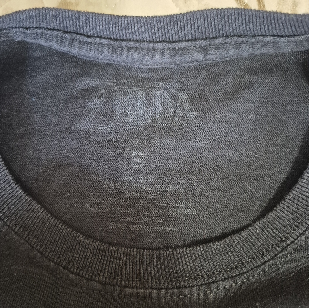 Black Child's Small T-Shirt with Yellow Graphic Legend of Zelda Symbol - Picture 5 of 5